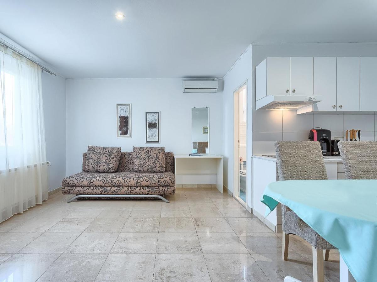 Apartment Nika-12 By Interhome Umag Exterior foto